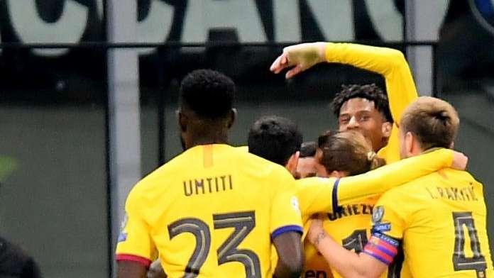 Cala il sipario sulla Champions dei rimpianti: il Barça vince 2-1 a San Siro, per l'Inter ancora Europa League