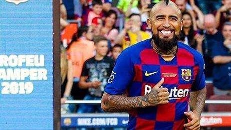 El Mercurio - Vidal chiama l'Inter: accordo sulla parola tra Conte e il cileno. Il nodo è la richiesta Barça