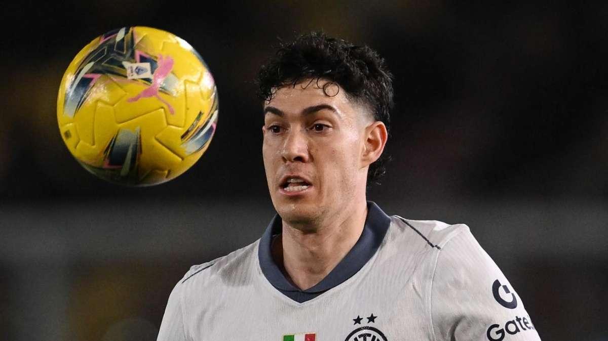Bastoni celebra la "coraggiosa" notte di Barcellona. Poi avvisa: "Ci giochiamo tutto a casa nostra"
