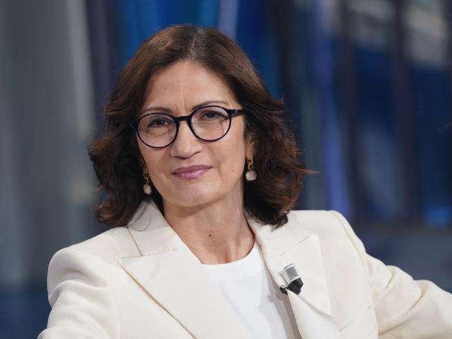 Il Ministro Gelmini: "Presto il Governo darà le date per la riapertura dello sport"
