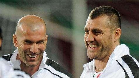 Vieri affonda contro l'Inter... retwettando un'offesa