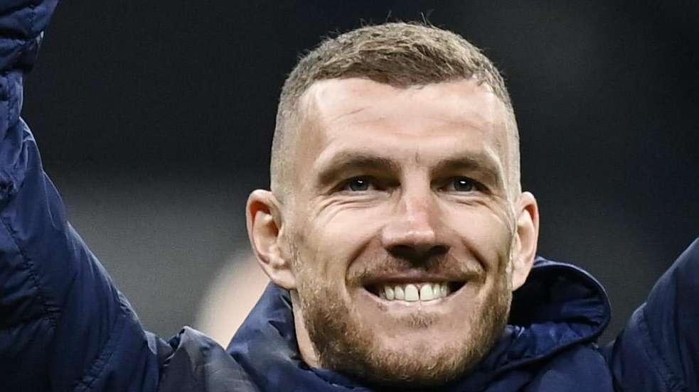 TS - Rinnovi Inter, discorsi a fine stagione. Il punto per Dzeko, De Vrij, Bastoni, Calha e Mkhitaryan