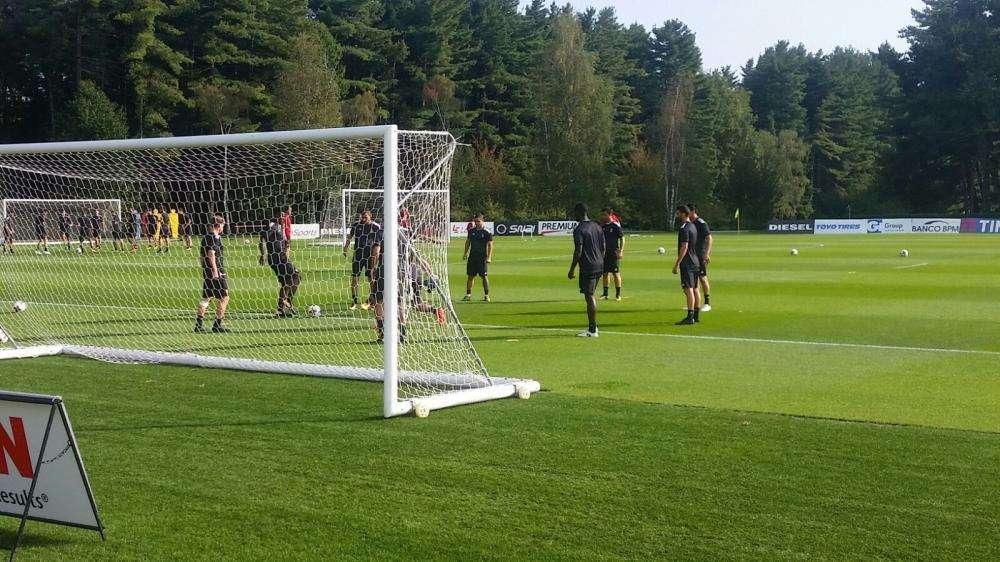 Milan al lavoro a Pasqua in vista del derby