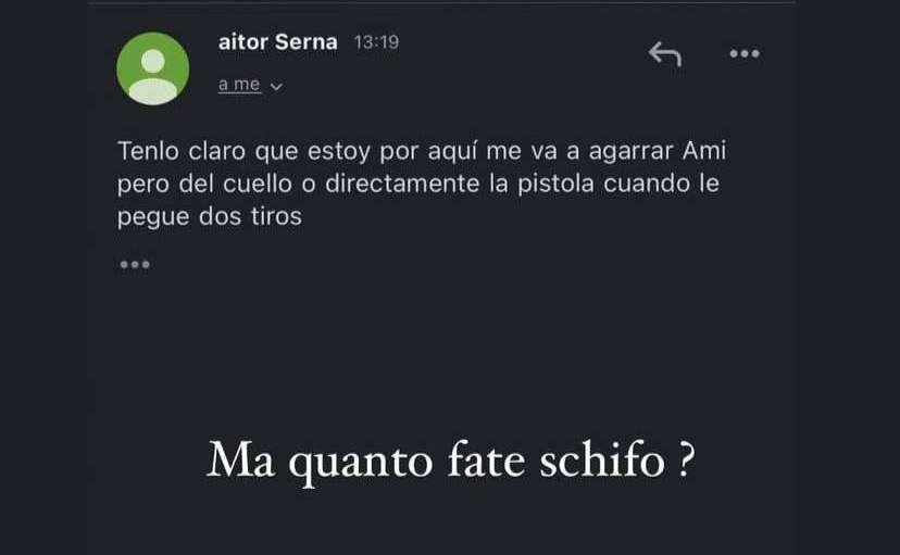 Tifoso del Barça minaccia per email Bastoni, la fidanzata: "Ma quanto fate schifo?"