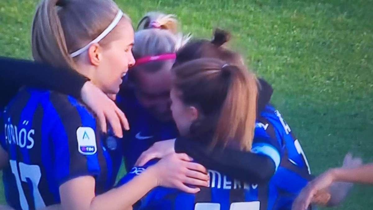La Milano femminile è nerazzurra: ancora un poker per l'Inter Women, Milan schiantato 4-1
