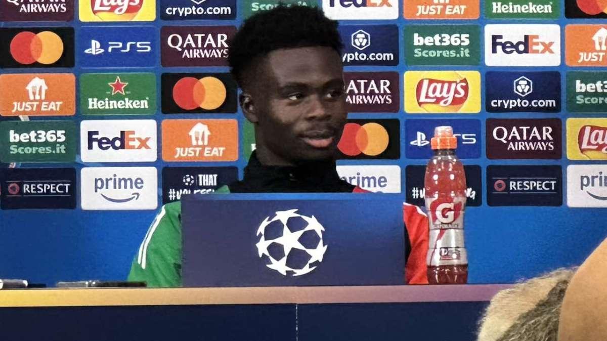 Arsenal, Saka in conferenza: "Abbiamo studiato l'Inter, ha tanta qualità. Ai nerazzurri toglierei tre giocatori”