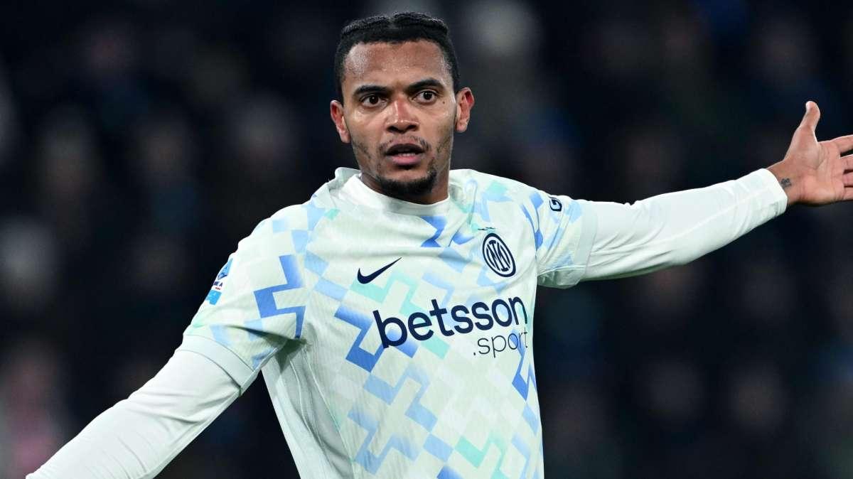 Akanji sarà dell'Inter, Romano sicuro: "Il club non ha dubbi, ecco quando ha intenzione di esercitare il riscatto"
