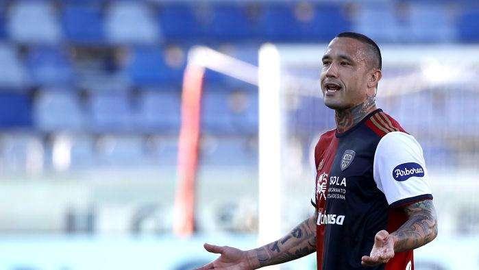 GdS - Il Cagliari prende tempo, l'Inter tratta con gli agenti di Nainggolan: c'è il nodo buonuscita