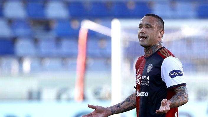 TS - Le grandi manovre: Inter e Cagliari trattano per Pinamonti e cercano una soluzione definitiva per Nainggolan