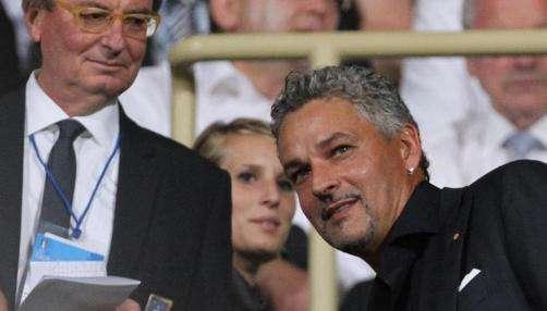 Il Modena culla un sogno: Roby Baggio in panchina