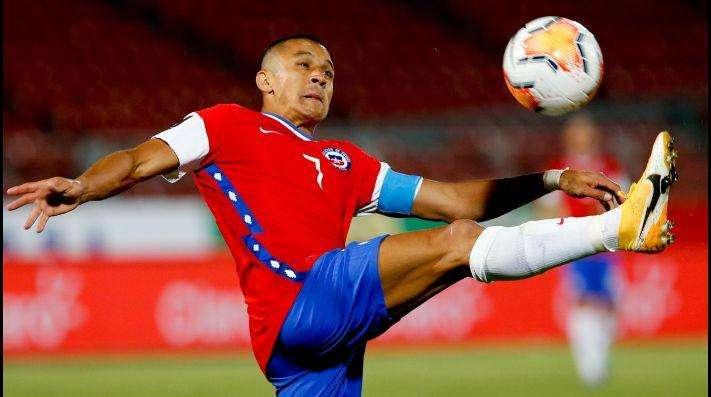Sanchez rassicura: "Nulla di grave, sono pronto per il derby". Con tirata d'orecchie alla Lega Calcio cilena