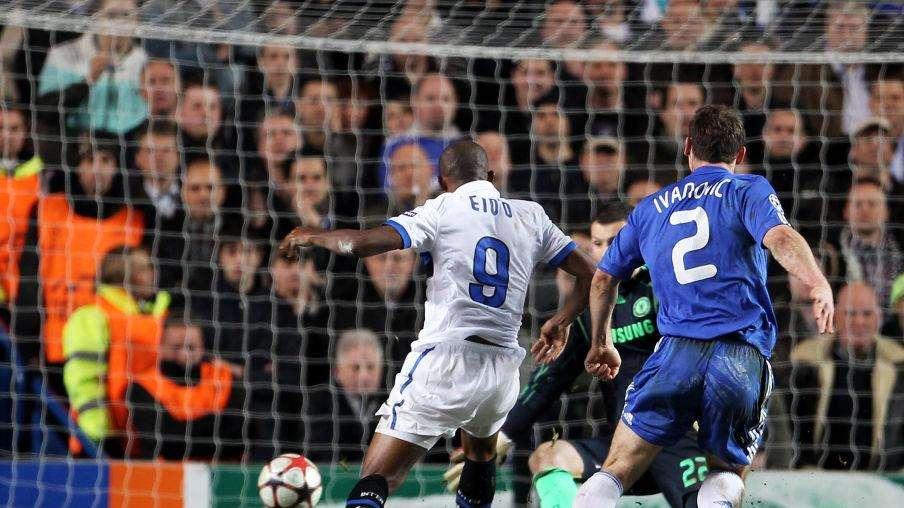 Il 16 marzo del 2010 Eto'o fa calare il silenzio allo Stamford Bridge: l'Inter batte il Chelsea e corre verso il Triplete