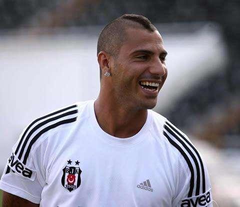 Nodo rinnovo, Quaresma e il Besiktas ai ferri corti
