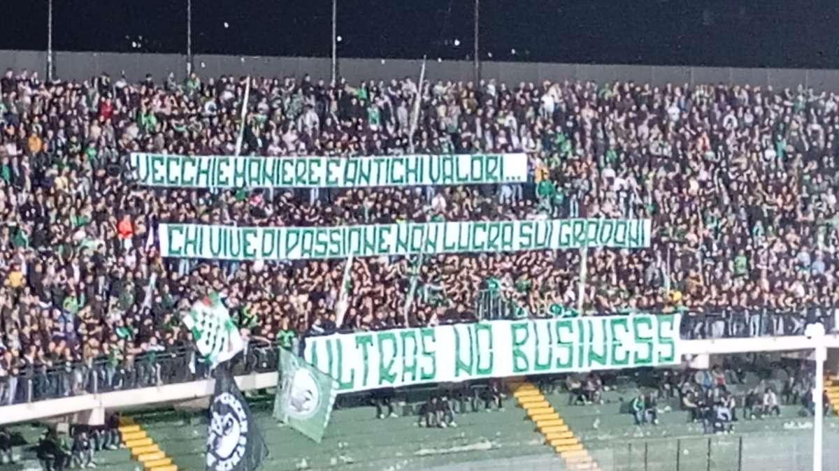 Inchiesta ultras, anche da Avellino bordate alle curve di San Siro: "Chi vive di passione non lucra"