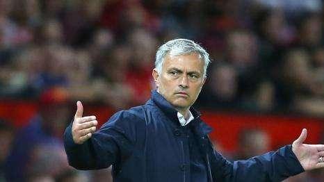 Mourinho: "Vorrei due giocatori: non faccio nomi, uno è esterno d'attacco"