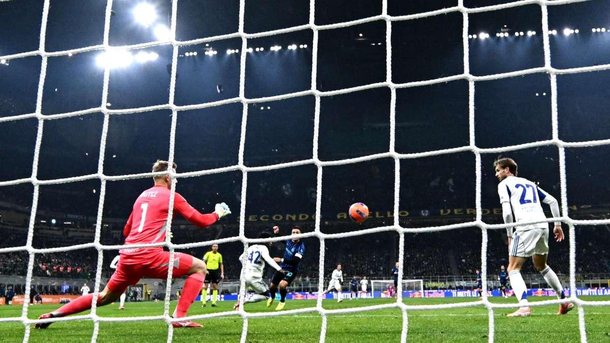 Como-Inter, occhio al cronometro: le due squadre eccellono per gol nel primo quarto d'ora. E all'andata Lautaro colpì all'11'