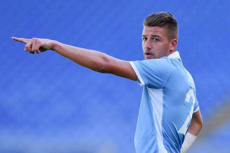L'agente di Milinkovic-Savic: "La verità è che non è in vendita, non lascerà la Lazio per nessuna cifra"