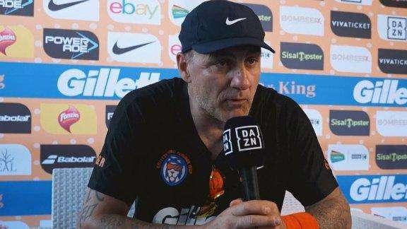 Vieri: "Quest'anno scudetto all'Inter e Champions al City. Il bomber più forte? Messi, poi Maradona e Ronaldo"