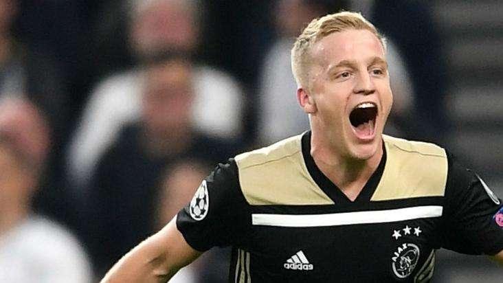 Ajax, Van de Beek: "Sto migliorando, voglio sentirmi sempre più importante"