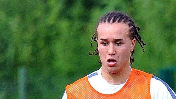 FcIN - Quattro squadre su Diego Laxalt: dopo il rientro dagli USA il suo futuro...