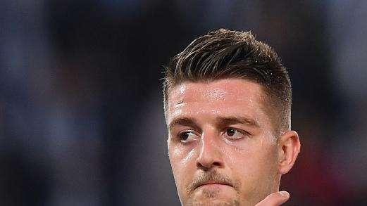 Lazio, Lotito: "Milinkovic-Savic ha un contratto di 5 anni. Poi capisco che non siamo Real o Barcellona"