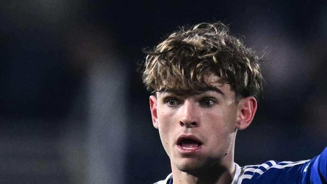 Il padre di Nico Paz gela l'Inter: "Con Zanetti solo cena tra amici. Lui vorrebbe restare a Como, ma..."