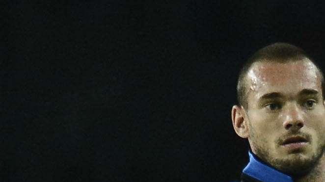 Gazzetta - Sneijder tratta col Gala. E l'agente frena