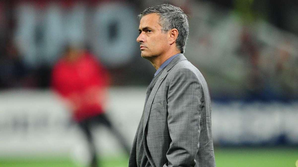 Everybody against Mou; Pochettino: " He is disrespectful"