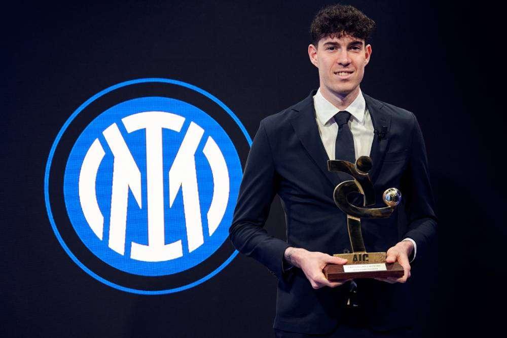 Bastoni: "Top 11 AIC il premio per una stagione con Europeo e Scudetto"