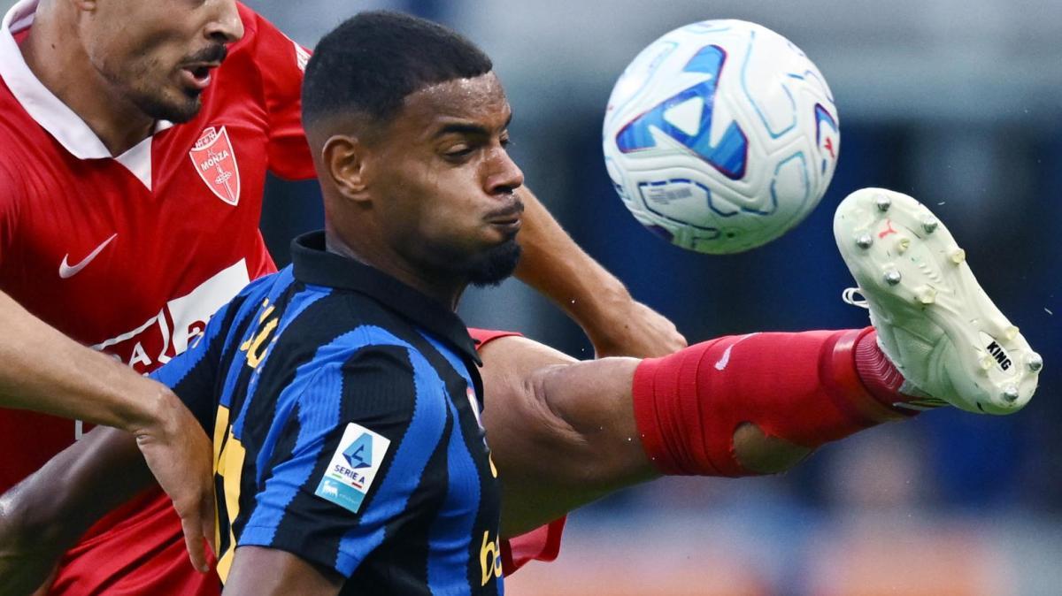 TS - Diouf, altro che alternativa: il francese si gioca il posto con Spence