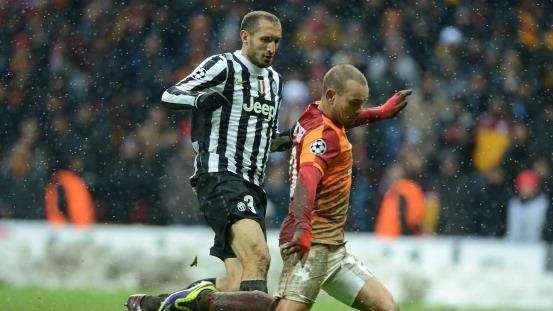 Sneijder, addio Gala? Piace alla Juventus. L'Ingaggio...