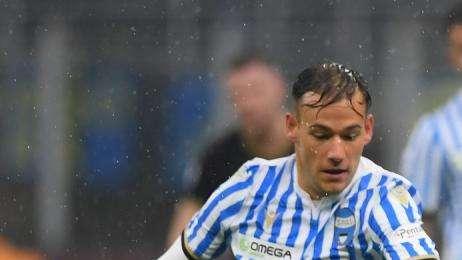 FcIN - L'Inter riflette su Lazaro: due richieste di prestito per lui. Young e Darmian pronti a sostituirlo