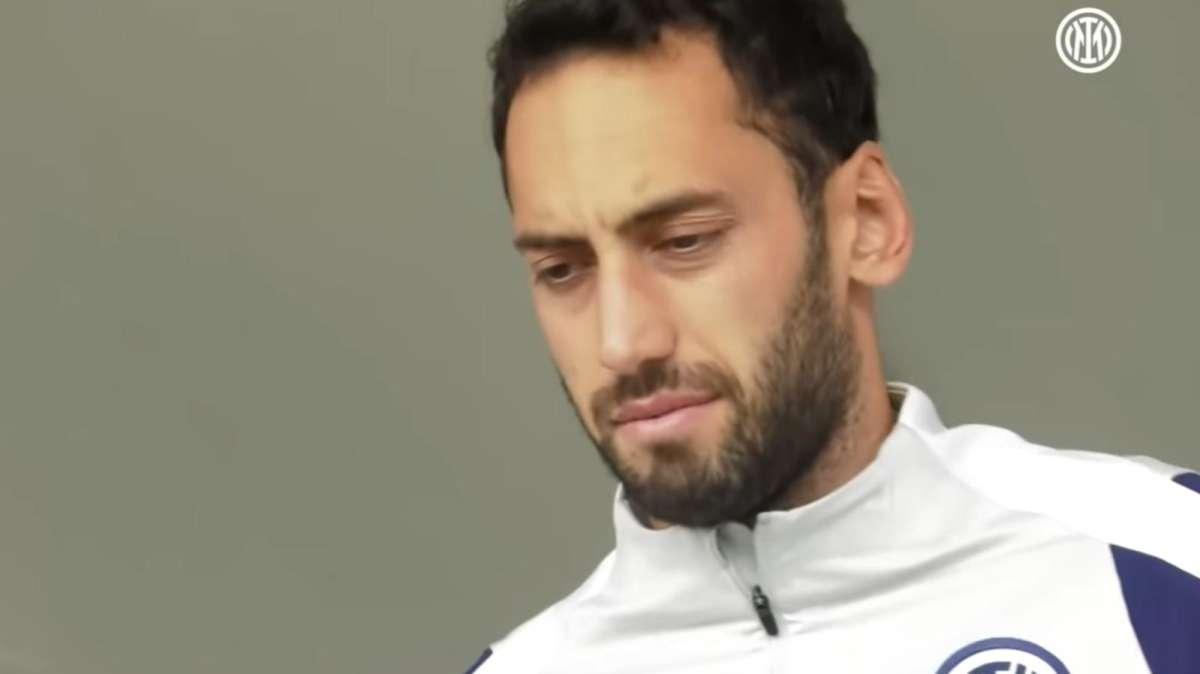 TS - Calhanoglu-Galatasaray, l'Inter smentisce i media turchi: al momento nessuna richiesta di cessione