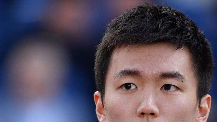 Steven Zhang apre il proprio ufficio al web su Weibo: le immagini