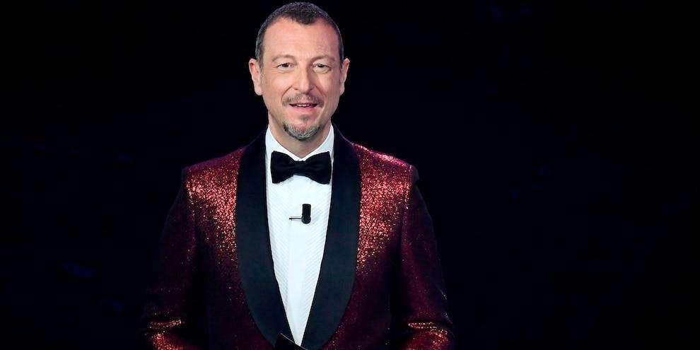 Amadeus: "Auguro a Thiago Motta di salvarsi con lo Spezia. Ovviamente da sabato"