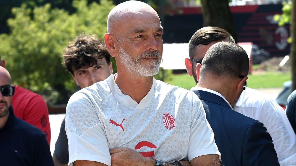 Pioli: "Il derby un nuovo inizio. Chi è più forte tra Inter e Milan? Non lo so, ma la Juve è la favorita per lo scudetto"