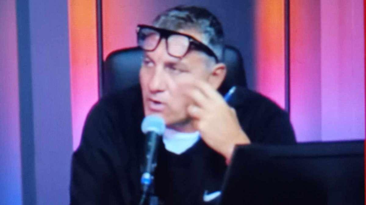 Bobo TV, Vieri fa chiarezza: "Ho avuto un diverbio con Adani, poi i miei tre amici mi hanno lasciato solo"