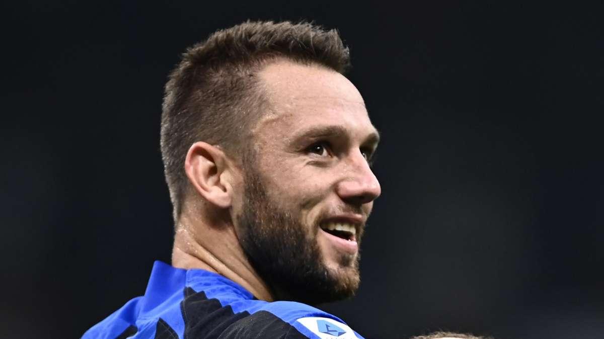 DAZN - Rinnovo De Vrij, distanza tra domanda e offerta. Spunta anche il Villarreal