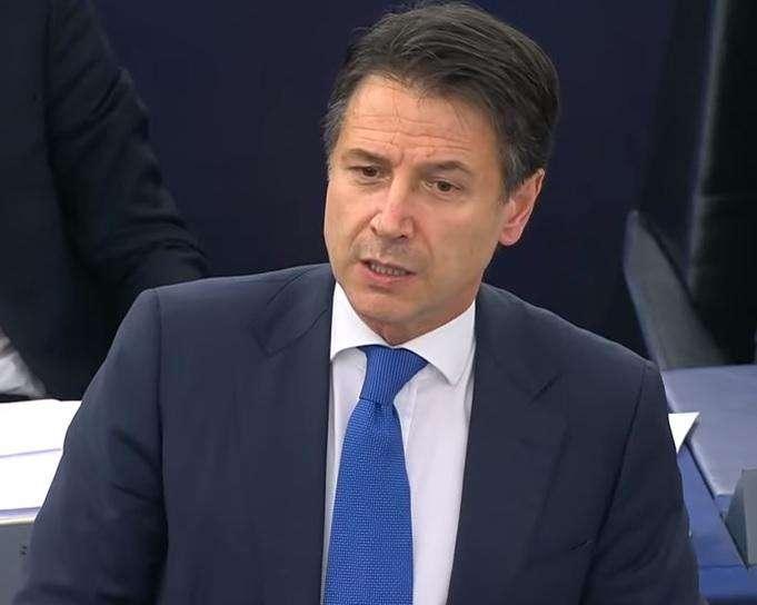 Coronavirus, Conte annuncia: "Domani attività sportive sospese in Lombardia". Sala: "Inter-Samp rinviata"