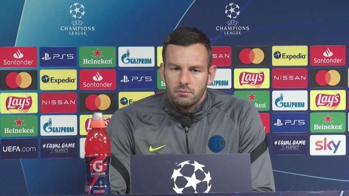 Handanovic a Sky: "Partiamo con l'obiettivo di passare il girone. Strada ancora lunga, c'è fiducia in questa squadra"