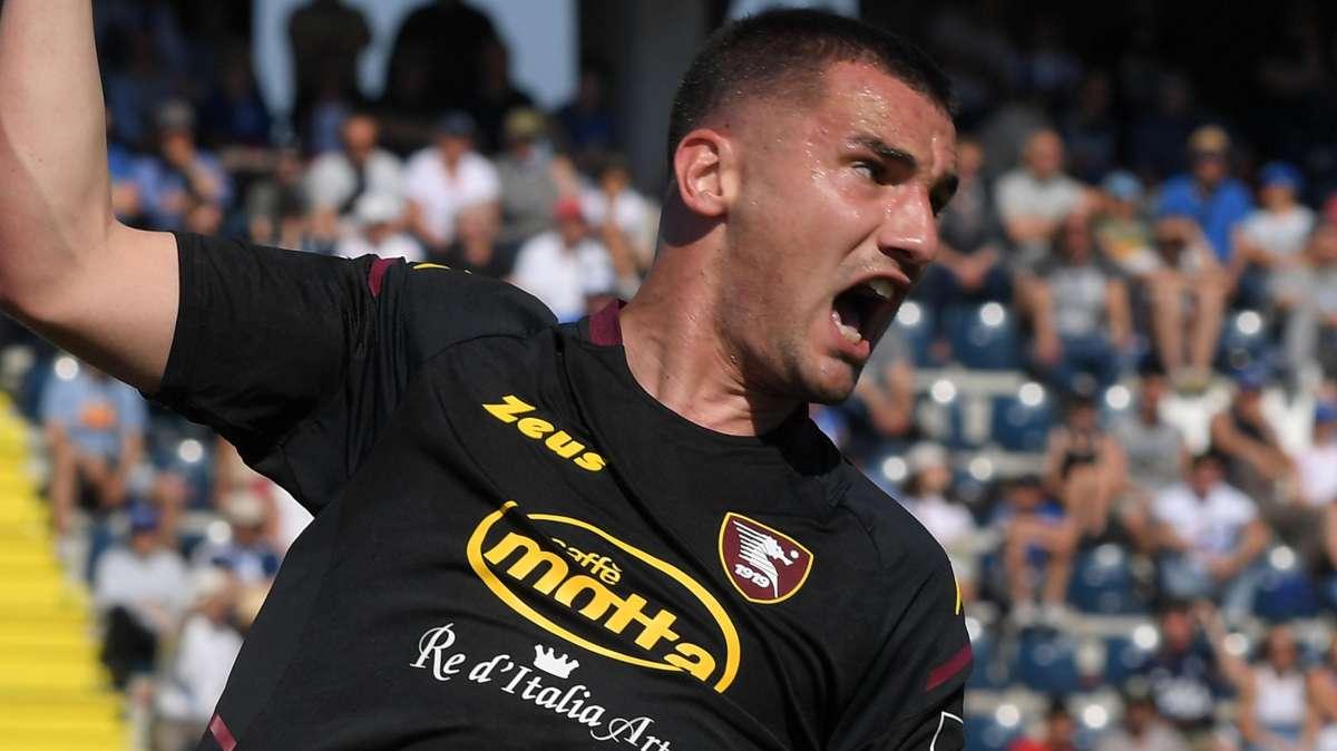 UFFICIALE - Bonazzoli a titolo definitivo alla Salernitana. E nell'affare ci guadagna anche l'Inter