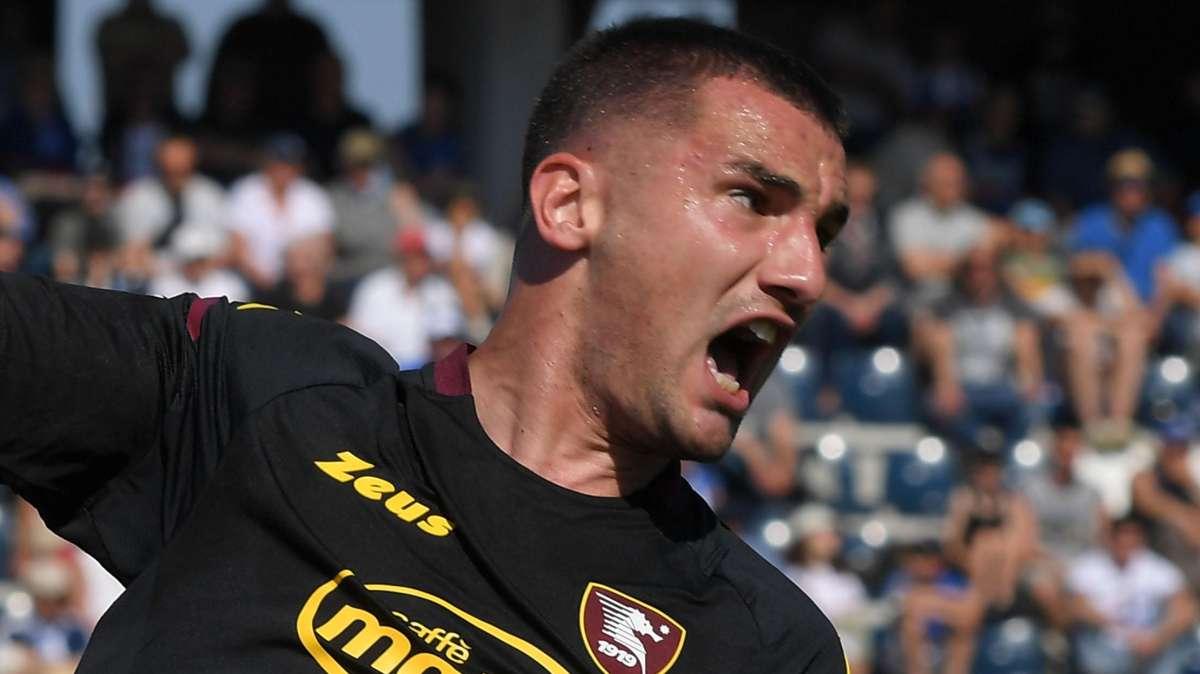 Salernitana, l'ad Milan: "Bonazzoli nel cuore della società. Speriamo che la telenovela si chiuda positivamente"