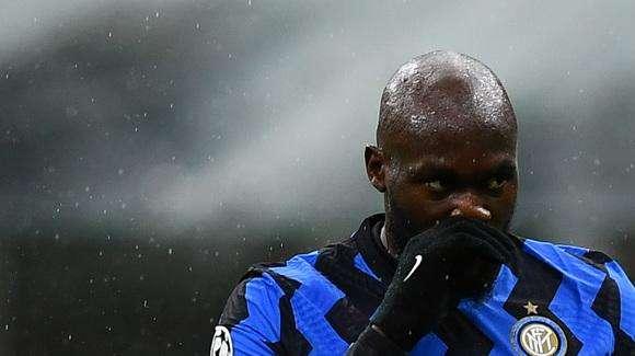 Inter-Shakhtar - Skriniar non molla, Lukaku introverso. Young e Gagliardini in serata storta