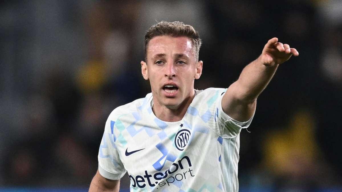 Moretto: "Frattesi, il Nottingham Forest fa sul serio: parti vicine. L'Inter ha respinto l'offerta della Lazio, l'Atletico Madrid..."