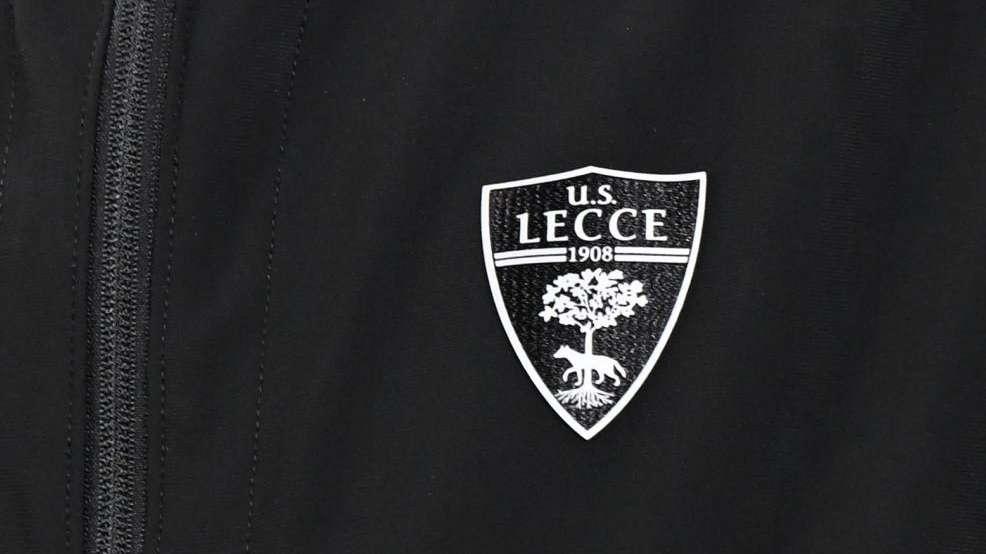 Il Lecce contro la Lega Serie A: "Valori calpestati, con l'Atalanta giocheremo indossando un'anonima casacca bianca"
