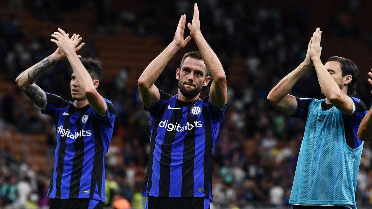 Gioia De Vrij: "Grande vittoria davanti ai nostri tifosi. Avanti così"