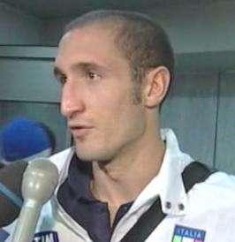 Chiellini si presenterà in maschera contro l'Inter