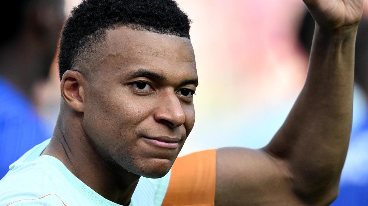 Eto'o incorona Mbappé: "Cos'altro deve fare ancora?"