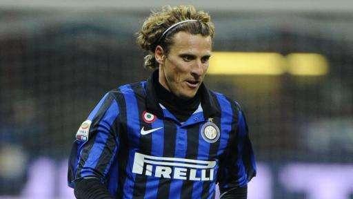 Brivido Forlan: fastidio al quadricipite destro