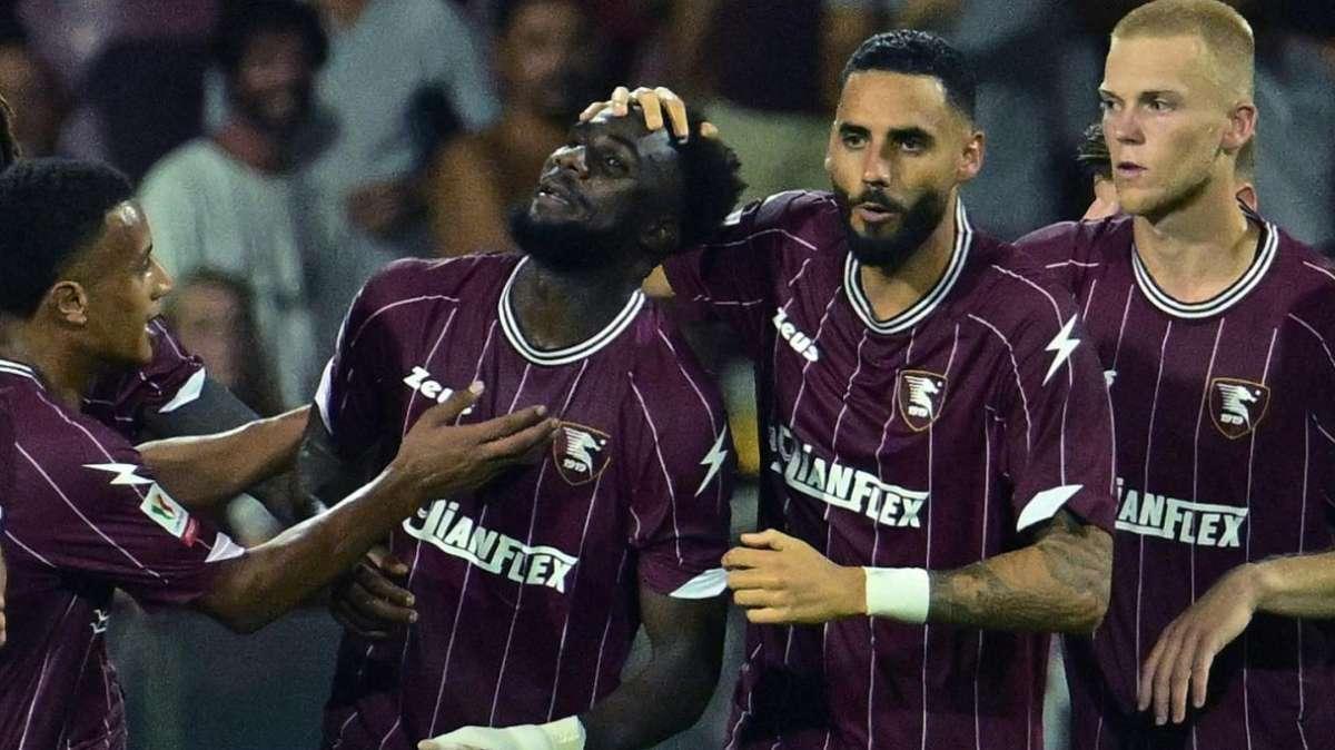 Coppa Italia, Spezia rimontato al 92esimo e sconfitto ai rigori: Salernitana avanti